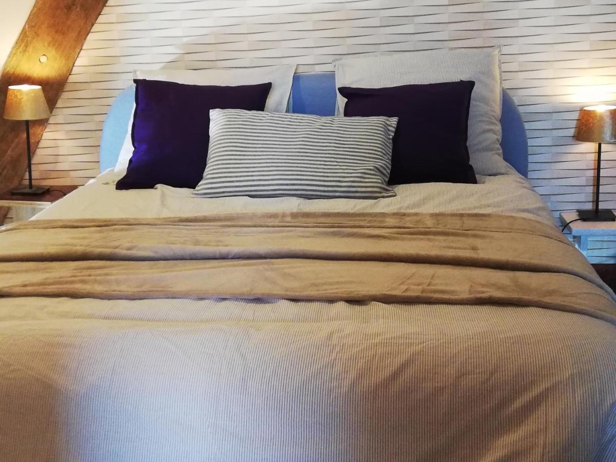 Le Monticule Bed and Breakfast Tardes Εξωτερικό φωτογραφία